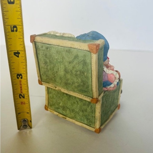 Vintage Christmas Ornament “Friends Are The Best Collectibles Rag Doll Toy Chest - Picture 4 of 5
